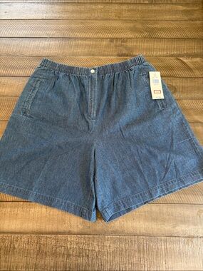 Karen Scott Elastic Waist Denim Shorts in Blue Wash